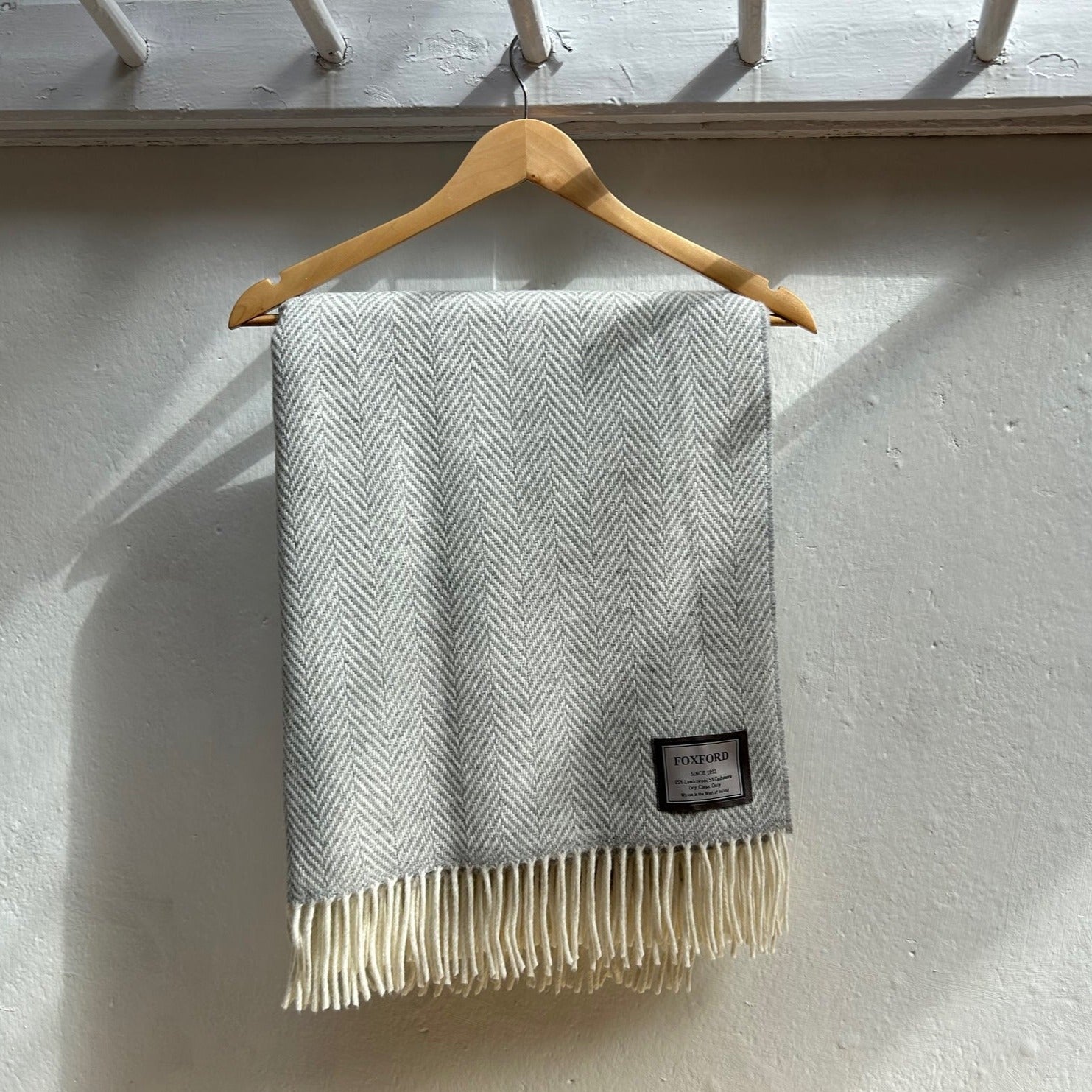 Throw Lambswool Cashmere Grey Herringbone Foxford