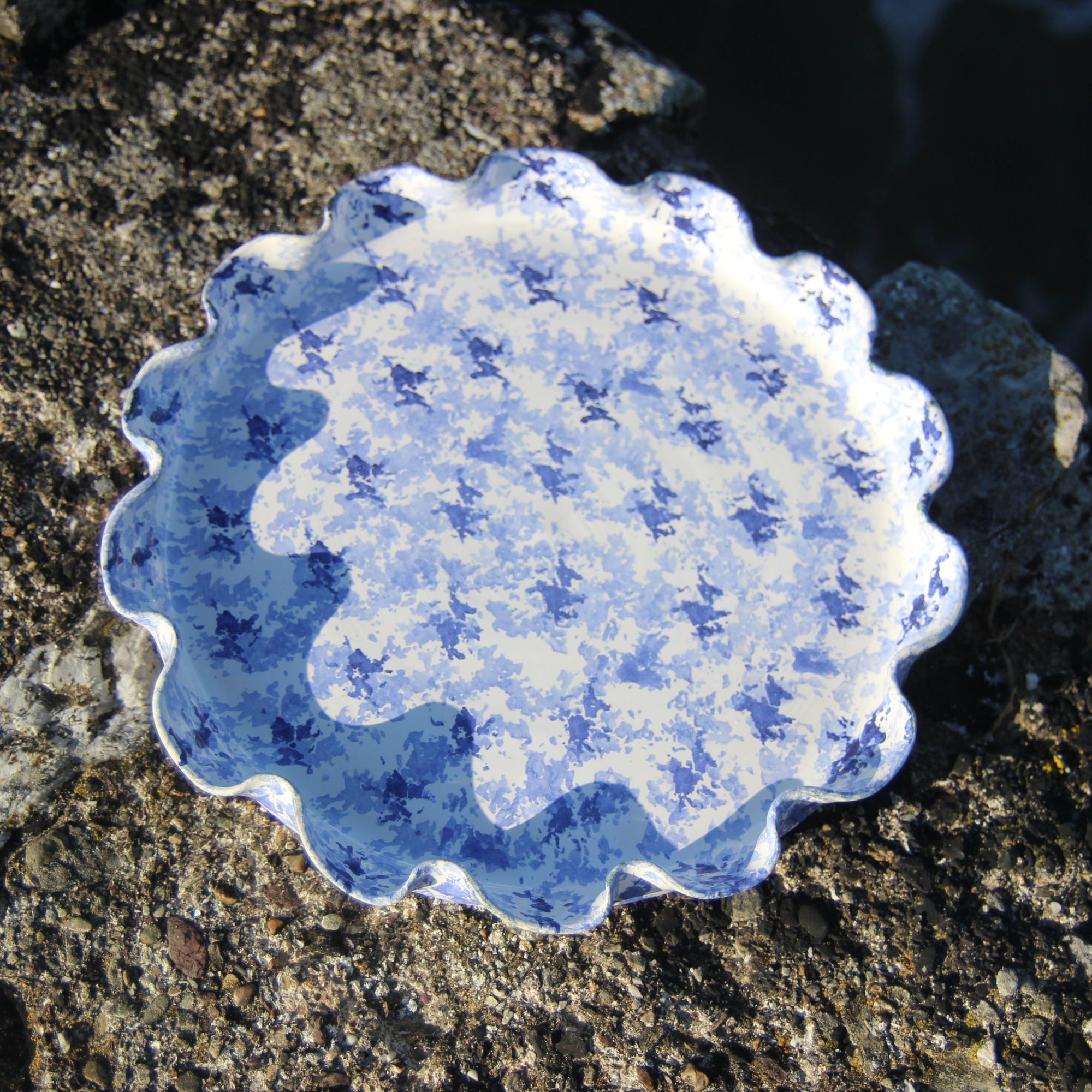 Curly Cake Dish, Dark Blue, Ardmore Pottery